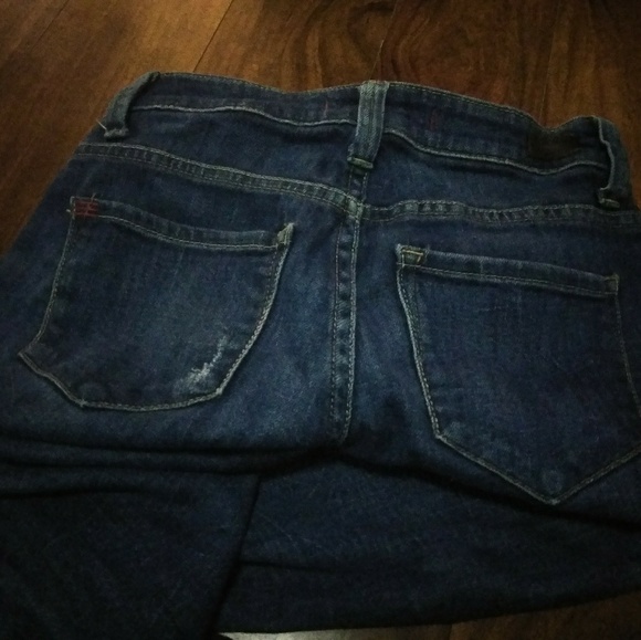 Distressed jeans - Picture 2 of 2